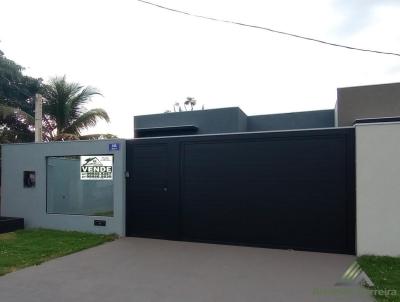 Casa para Venda, em S�o Gabriel do Oeste, bairro CENTRO, 3 dormit�rios, 3 banheiros, 1 su�te, 1 vaga